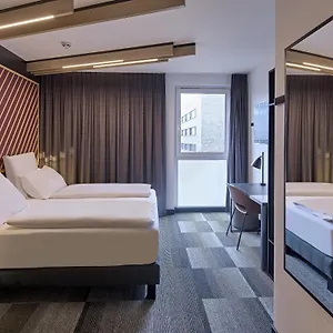 Hotel Koeln-messe, Kolonia